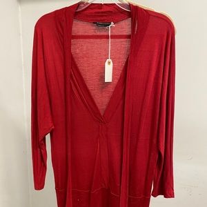 NWOT BCBG MaxAzria Medium True Red Top